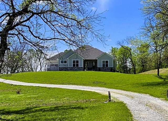 Property at 13723 Raliegh Ln, Holt, MO 64048, 4 beds, 3.5 baths