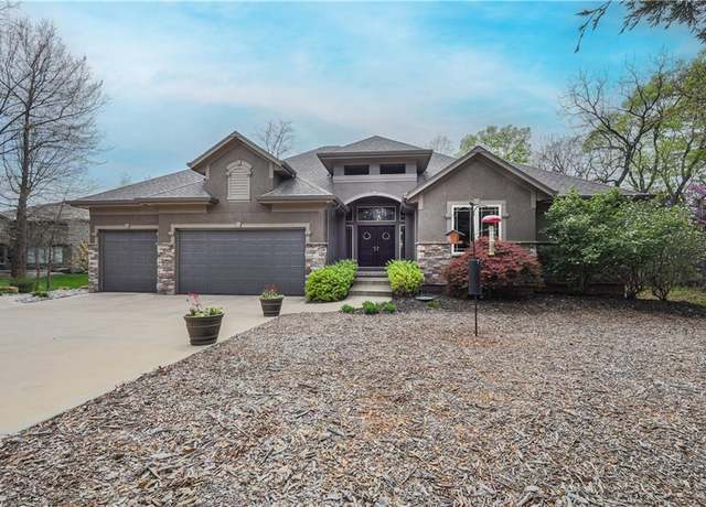 Property at 5713 Charlotte St, Shawnee, KS 66216, 4 beds, 3.5 baths