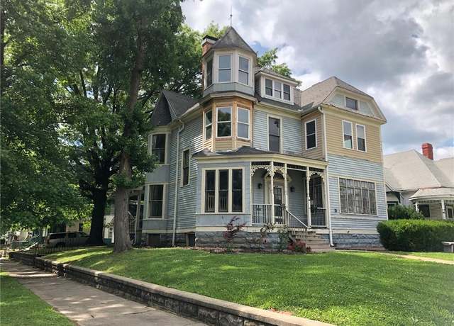 Property at 524 S Grand Ave, Sedalia, MO 65301, 5 beds