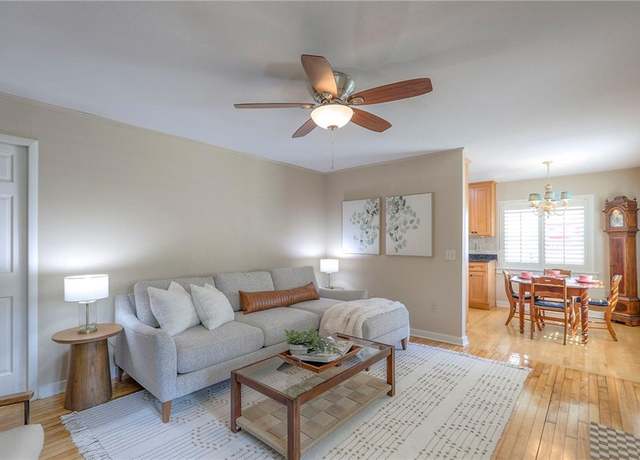 Property at 115 NE Green St, Lee's Summit, MO 64063, 3 beds, 2 baths
