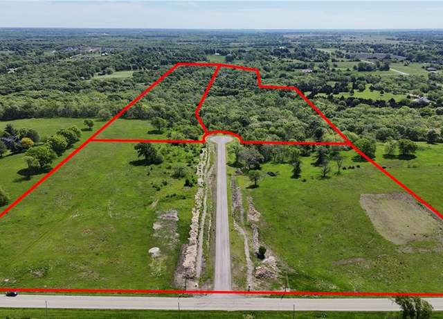 Property at 5375 W 188th Ter, Stilwell, KS 66085