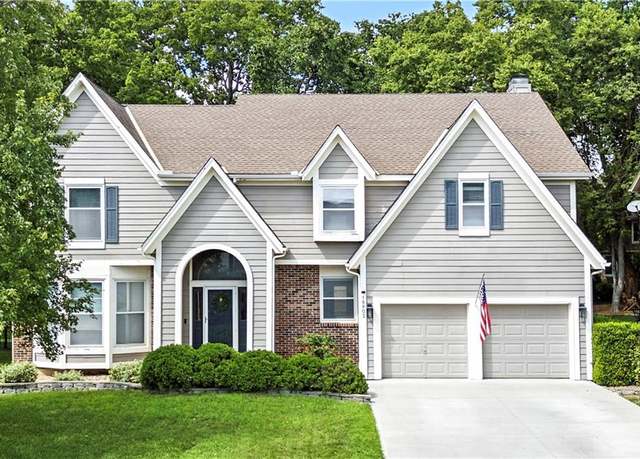 Property at 18802 W 117th St, Olathe, KS 66061, 5 beds, 4.5 baths