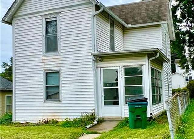 Property at 2820 Seneca St, St Joseph, MO 64507, 3 beds, 2 baths