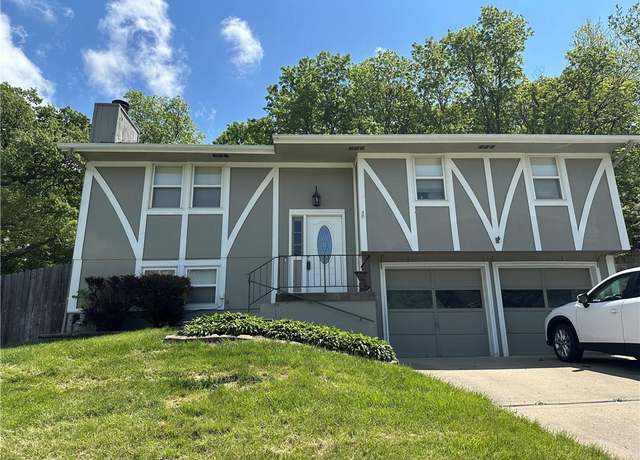 Property at 6917 N Mercier St, Kansas City, MO 64118, 3 beds, 2 baths