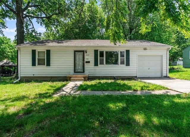 Property at 1005 67th St, Kansas City, MO 64118, 3 beds, 1 bath