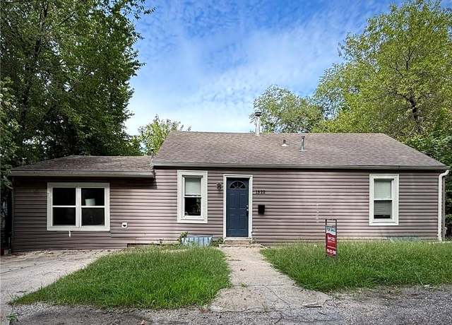 Property at 1522 Valley Rd, Kansas City, KS 66102, 3 beds, 1 bath