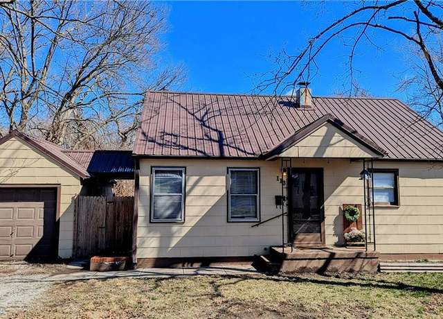 Property at 113 S Lonsinger St, Butler, MO 64730, 3 beds, 1 bath