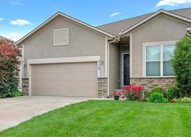 Property at 718 S Poplar St, Gardner, KS 66030, 3 beds, 3 baths