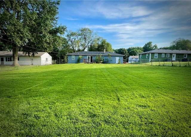 Property at 12308 E 52nd Ter S, Independence, MO 64055, 2 beds, 2 baths