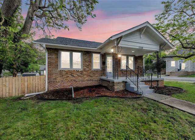 Property at 1508 SW Smith St, Blue Springs, MO 64015, 3 beds, 2 baths