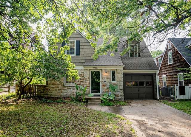 Property at 7520 Main St, Kansas City, MO 64114, 3 beds, 1.5 baths