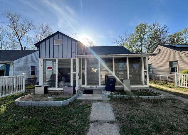 Property at 338 Topping Ave, Kansas City, MO 64123, 2 beds, 1 bath