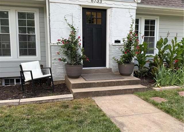 Property at 6733 Rockhill Rd, Kansas City, MO 64131, 4 beds, 3.5 baths