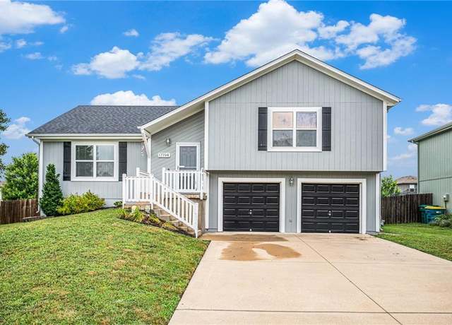Property at 17194 S Baxter St, Gardner, KS 66030, 3 beds, 2 baths
