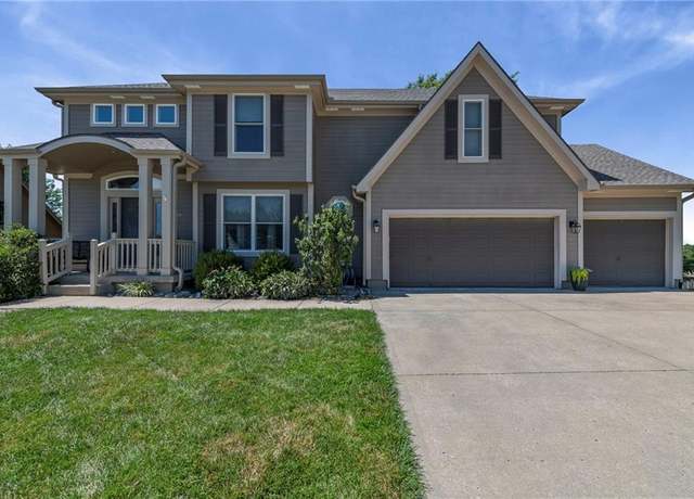Property at 8129 NE 97th Ter, Kansas City, MO 64157, 4 beds, 2.5 baths