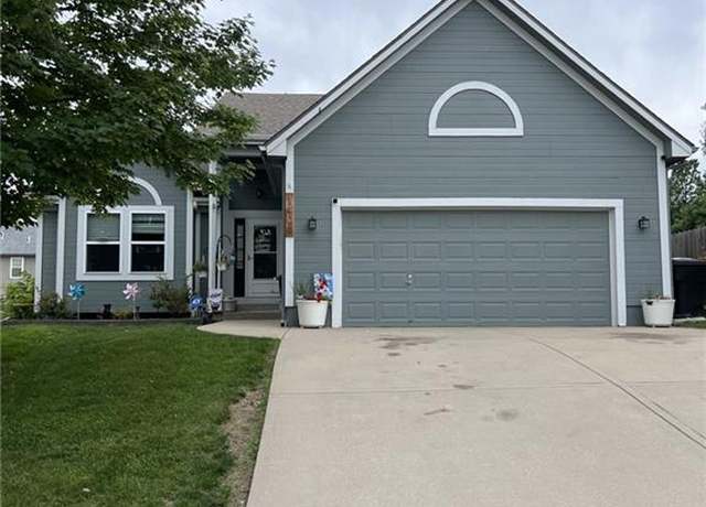 Property at 1406 N 130th Ter, Kansas City, KS 66109, 4 beds, 3 baths