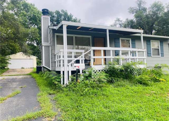 Property at 5025 Manchester Ave, Kansas City, MO 64129, 3 beds, 2 baths