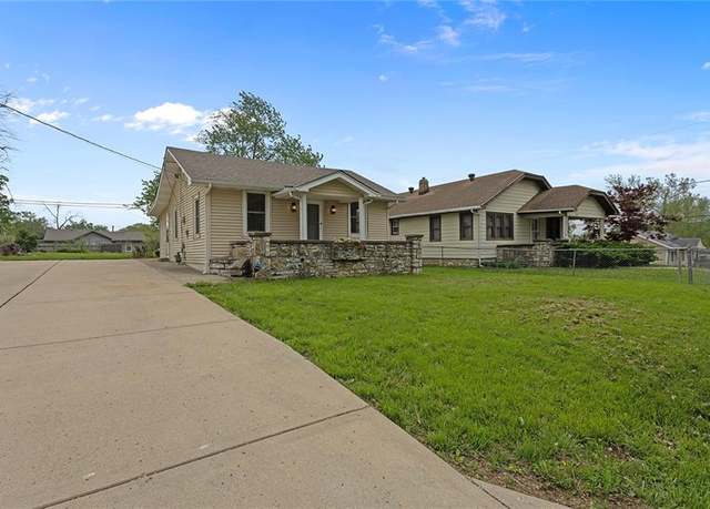 Property at 4433 N Jackson Ave, Kansas City, MO 64117, 2 beds, 1 bath
