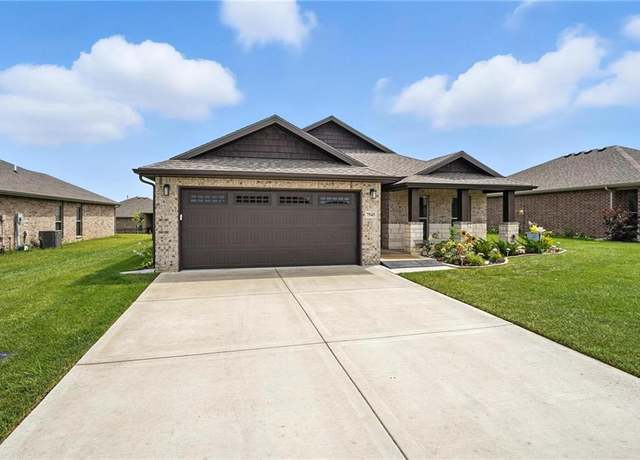 Property at 7543 Belmont Dr, Shawnee, KS 66227, 3 beds, 2 baths
