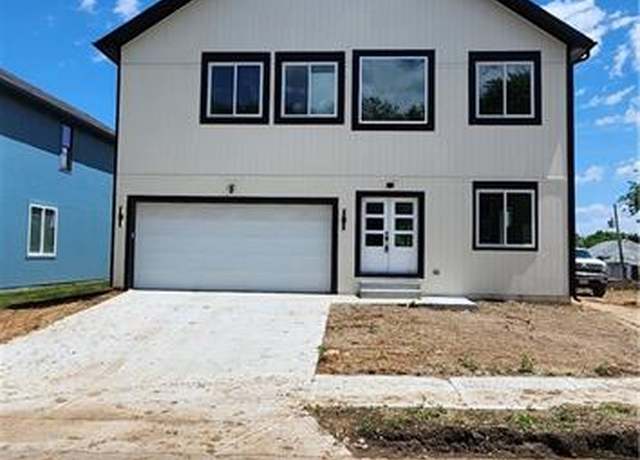 Property at 2111 Park Ave, Kansas City, MO 64127, 4 beds, 3.5 baths