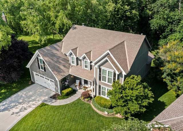 Property at 8405 Hall St, Lenexa, KS 66219, 4 beds, 2.5 baths