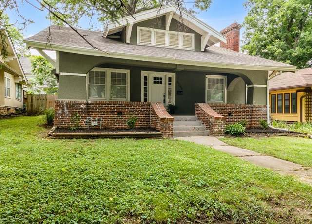Property at 5740 Oak St, Kansas City, MO 64113, 4 beds, 2 baths