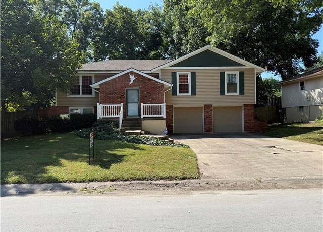 Property at 18205 E 24 Ter S, Independence, MO 64057, 3 beds, 2.5 baths