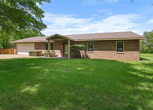 Property at 30130 W 341st St, Osawatomie, KS 66064, 4 beds, 2 baths