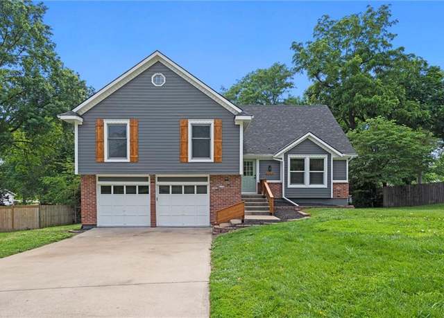 Property at 4904 Ballentine St, Shawnee, KS 66203, 4 beds, 3 baths