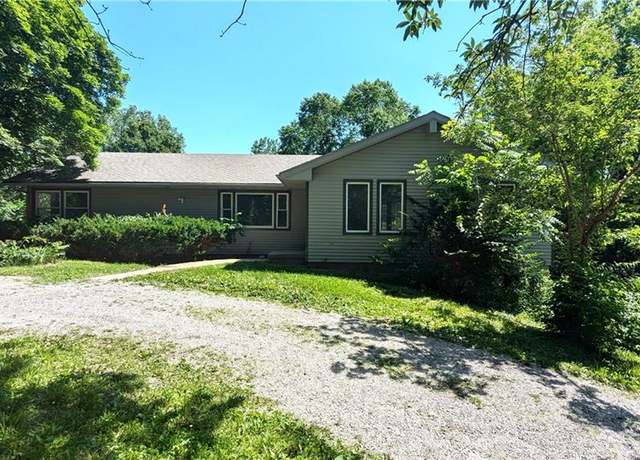 Property at 1131 Bill Johnson Rd, Independence, MO 64056, 3 beds, 2.5 baths