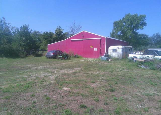 Property at 2092 Eisenhower Rd, Ottawa, KS 66067
