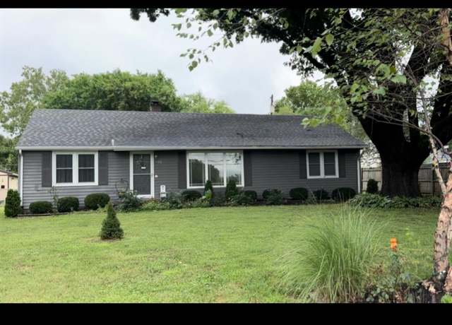 Property at 112 S Village Dr, Liberty, MO 64068, 3 beds, 2 baths