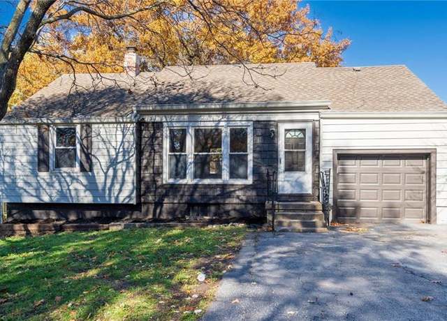 Property at 522 NE 42nd St, Kansas City, MO 64116, 3 beds, 1 bath
