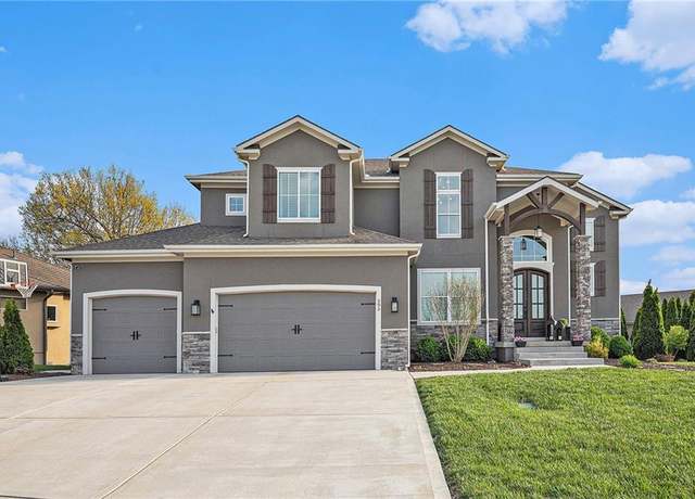 Property at 295 SW Point Shore Dr, Lee's Summit, MO 64082, 5 beds, 5 baths