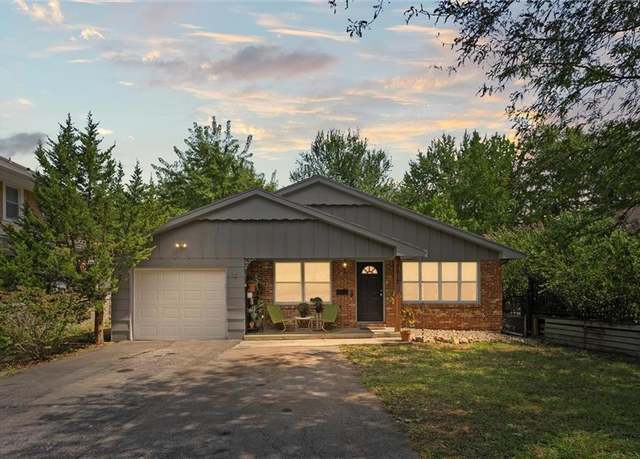 Property at 7617 Holmes Rd, Kansas City, MO 64131, 3 beds, 2 baths