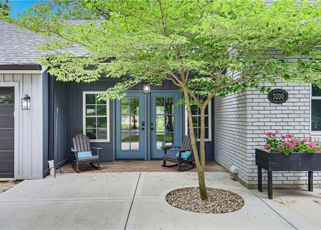 Property at 3200 NW 51st Ter, Blue Springs, MO 64015, 4 beds, 3.5 baths