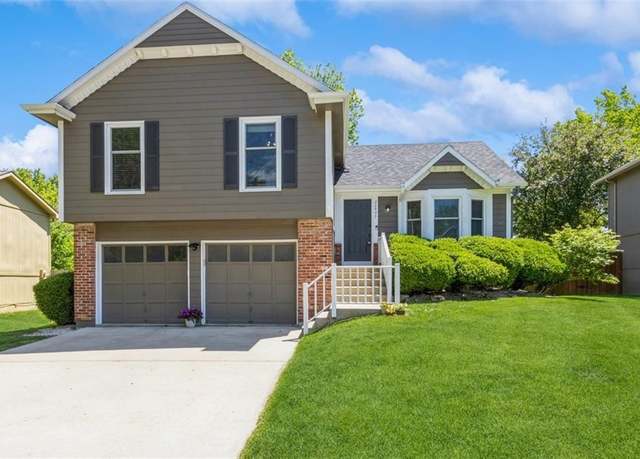 Property at 22503 W 64th Ter, Shawnee, KS 66226, 3 beds, 2.5 baths