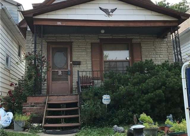 Property at 36 S 14th St, Kansas City, KS 66102, 3 beds, 1 bath