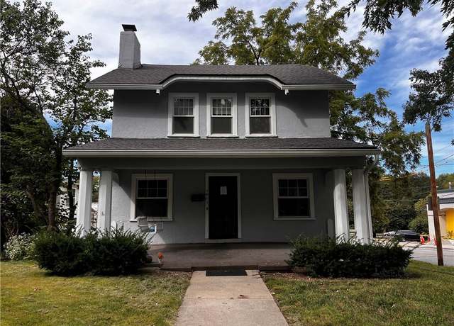 Property at 5902 Walnut St, Kansas City, MO 64113, 4 beds, 1.5 baths