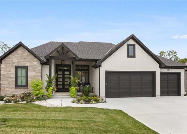 Property at 9225 Brownridge St, Lenexa, KS 66220, 4 beds, 3 baths