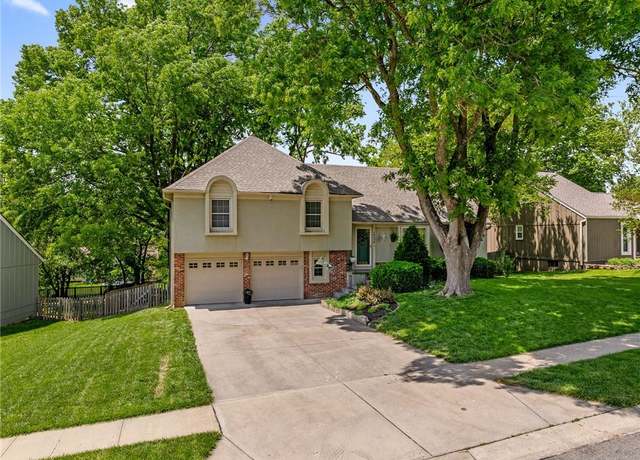Property at 10326 Westgate St, Overland Park, KS 66215, 3 beds, 3 baths