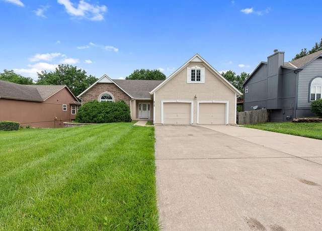 Property at 6710 Woodson Rd, Raytown, MO 64133, 3 beds, 2 baths