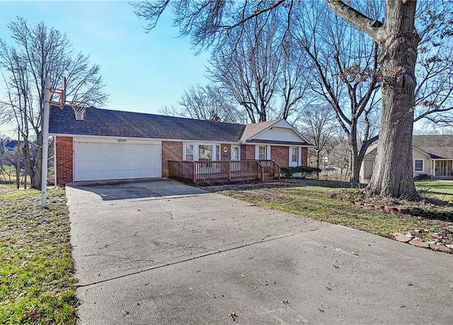 Property at 9609 E 82nd Ter, Raytown, MO 64138, 3 beds, 3 baths