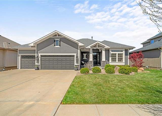 Property at 21028 W 108th Ter, Olathe, KS 66061, 4 beds, 3 baths
