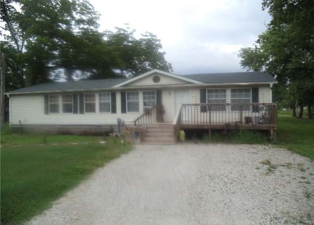 Property at 206 S Jeffferson St, Elk City, KS 67344, 3 beds, 2 baths