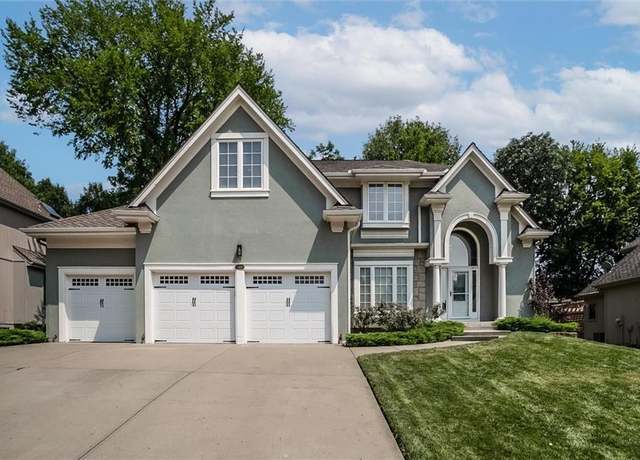 Property at 9419 N Flora Ave, Kansas City, MO 64155, 4 beds, 4 baths