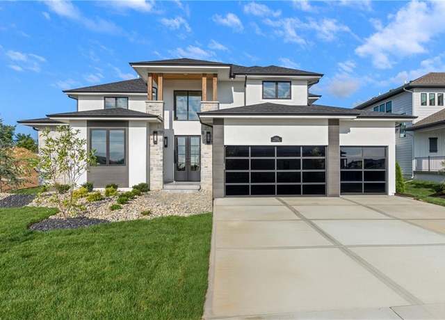 Property at 17016 Rosehill St, Overland Park, KS 66221, 5 beds, 5.5 baths