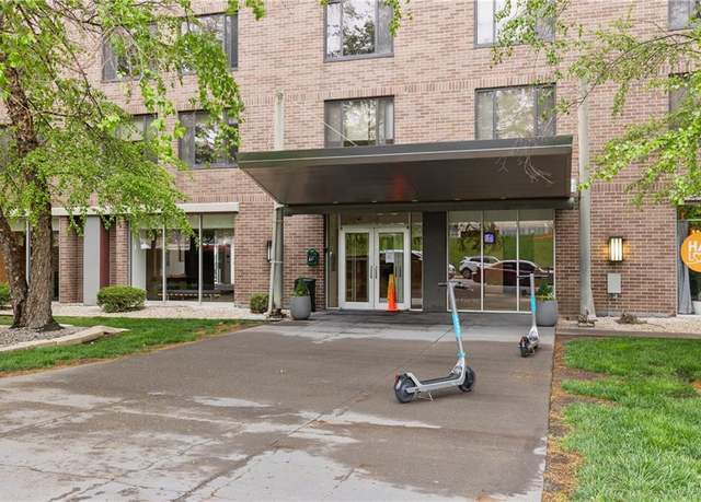 Property at 600 E 8th Street St Unit 3G, Kansas City, MO 64106, 1 bed, 1 bath