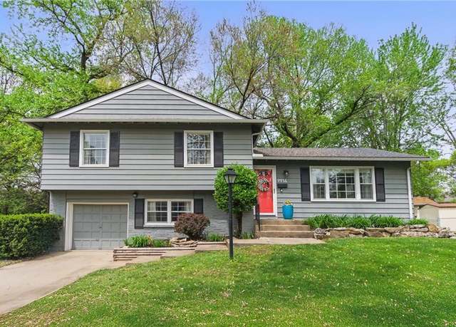 Property at 9914 Mcgee St, Kansas City, MO 64114, 3 beds, 2.5 baths
