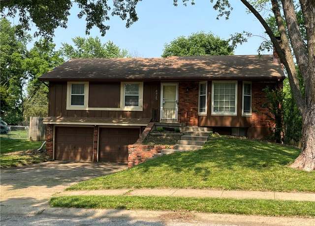 Property at 8425 N Tracy Ave, Kansas City, MO 64155, 4 beds, 2.5 baths